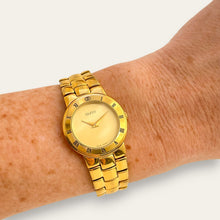 Load image into Gallery viewer, Vintage 1990s Ladies&#39; Gold-Plated Gucci 3300.2.L Quartz Watch - Gold Dial
