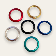 Load image into Gallery viewer, Vintage 1990s Gucci Quartz Watch - Interchangeable Bezels
