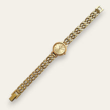 Load image into Gallery viewer, Vintage 90s Gold-Plated Ladies' Seiko Quartz Watch - Round Dial
