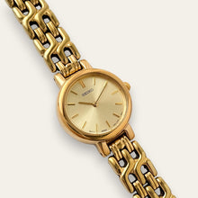 Load image into Gallery viewer, Vintage 90s Gold-Plated Ladies' Seiko Quartz Watch - Round Dial
