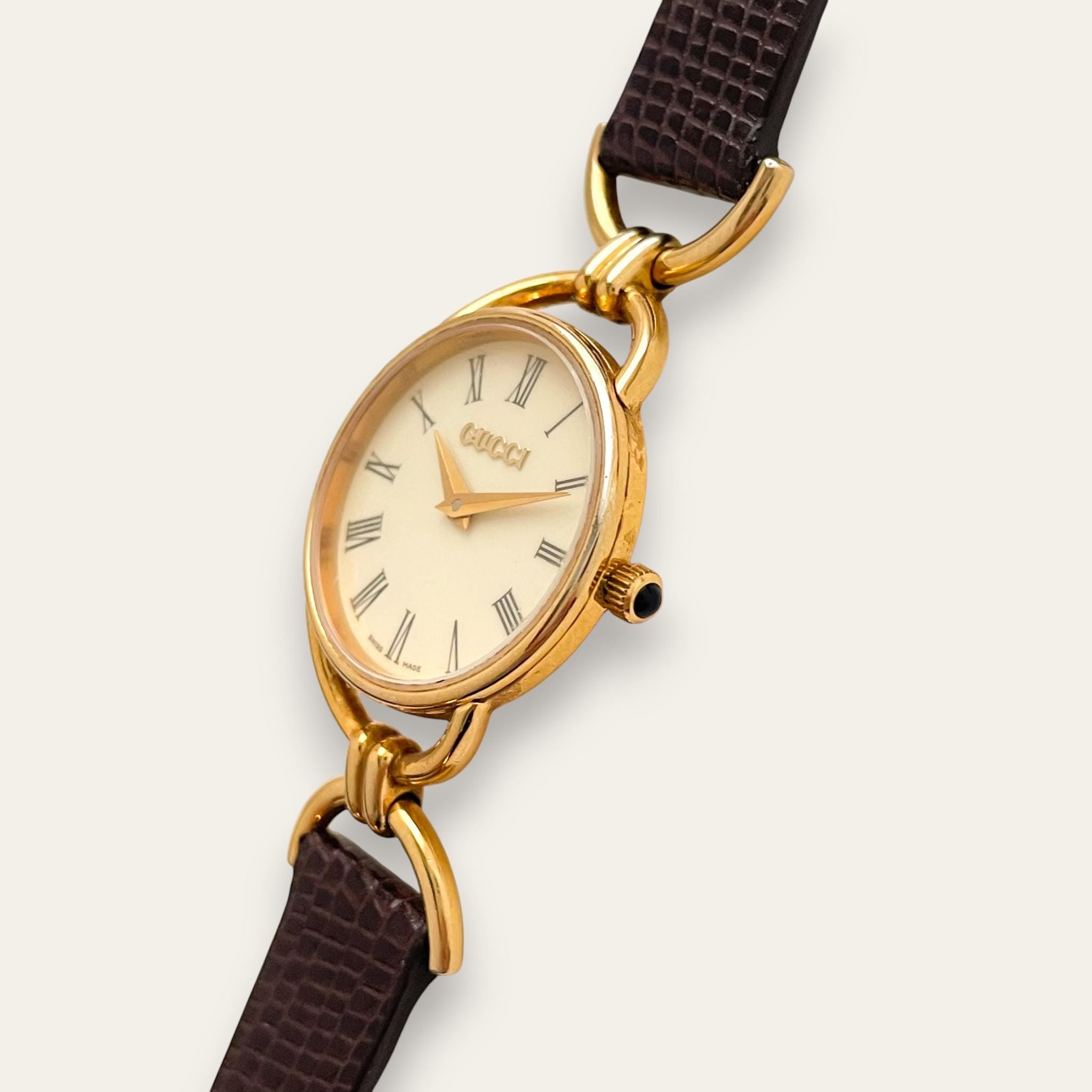 90s Gold-Plated Gucci 6000.2.L Quartz Watch with Burgundy Leather