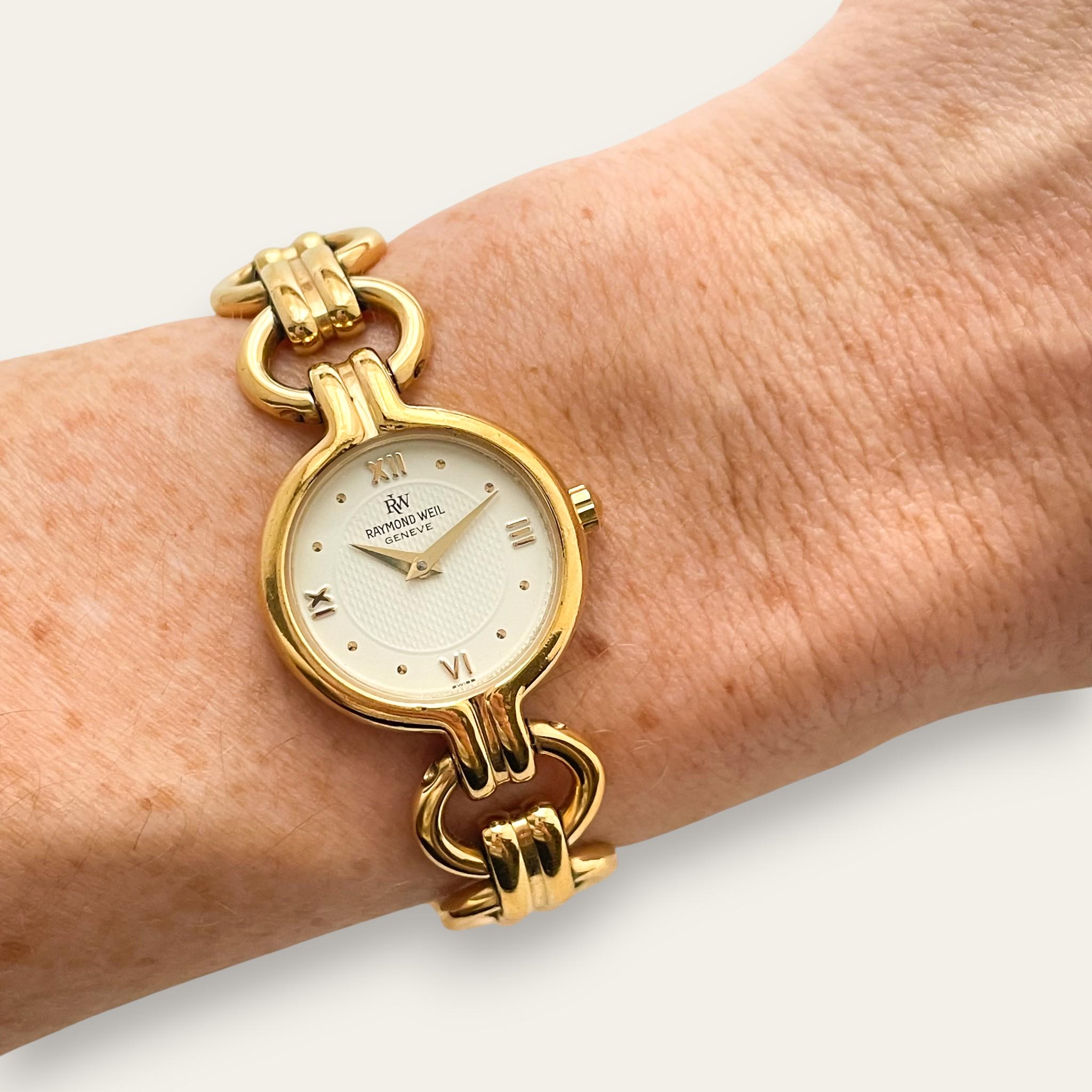 RAYMOND WEIL 9828 18K 正常稼働　レイモンドウェル Vintage Ladies' Gold-Plated Raymond Weil Quartz Watch - Round Dial