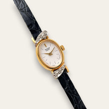 Load image into Gallery viewer, Rare 1980s Gold-Plated Ladies' Pulsar (by Seiko) Watch - Boxed
