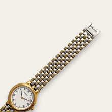 Load image into Gallery viewer, Vintage Two-Tone Ladies' Seiko Quartz Watch - Round Dial
