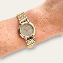 Load image into Gallery viewer, Vintage Ladies' Two-Tone Seiko Quartz Watch - Round Dial
