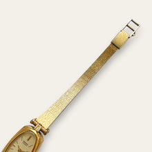 Load image into Gallery viewer, Vintage 1981 Gold-Plated Ladies' Seiko Quartz Watch
