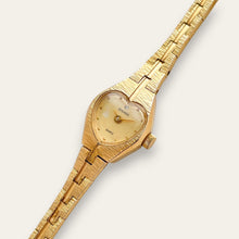 Load image into Gallery viewer, Vintage Ladies Sekonda Gold-Tone Quartz Watch - Heart Shaped Dial
