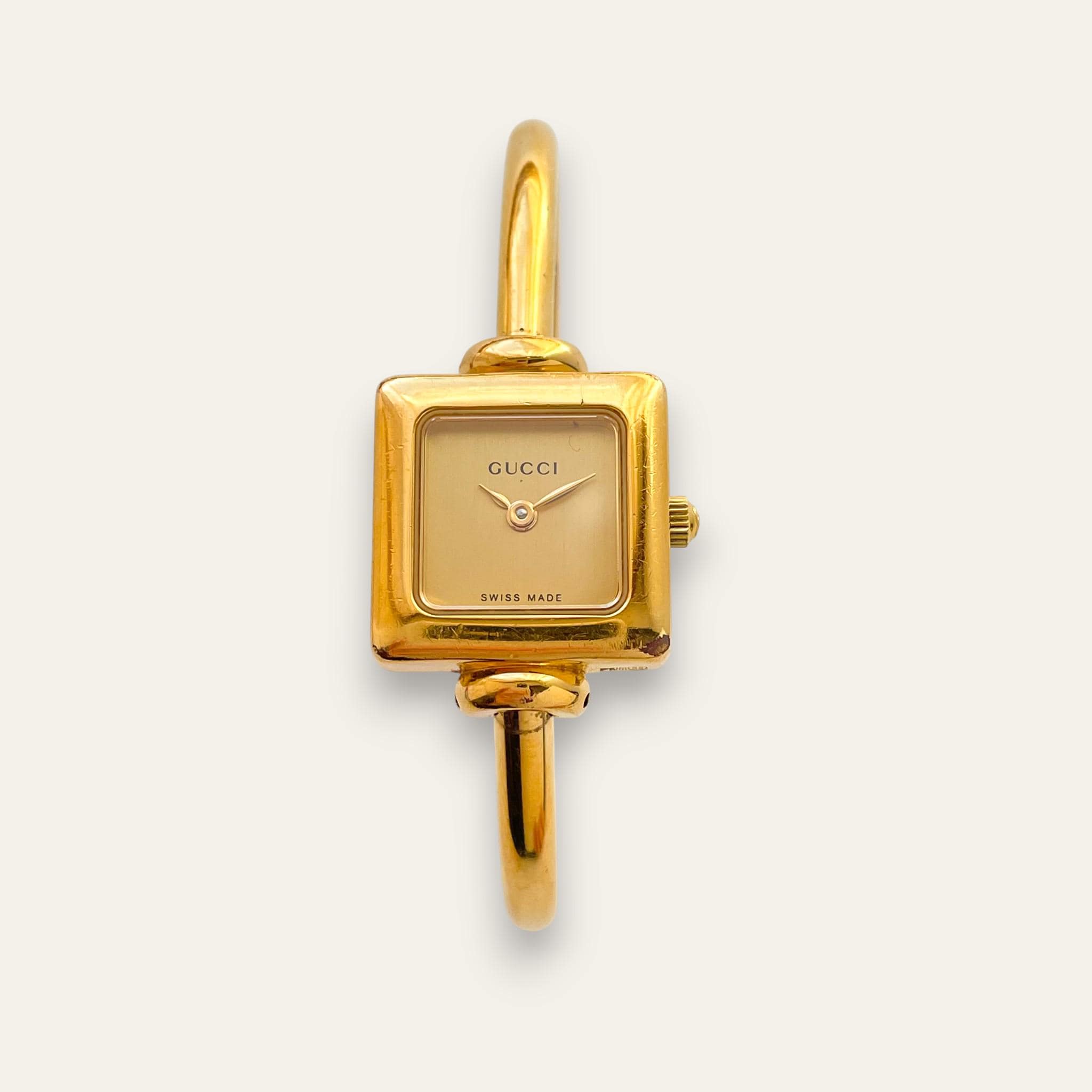 Vintage Gold-Plated Gucci 1900L Bangle Quartz Watch - Square Dial