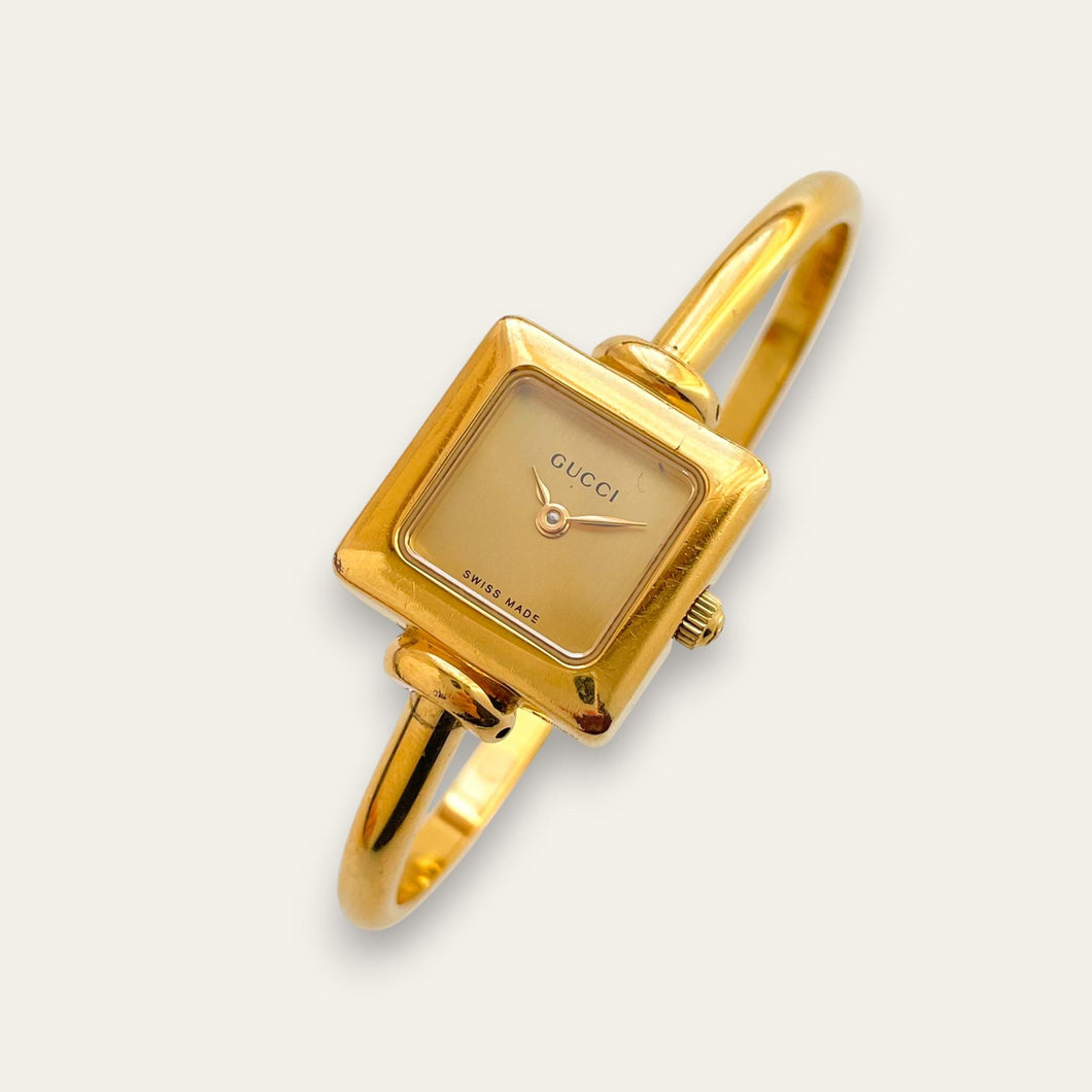 Vintage Gold-Plated Gucci 1900L Bangle Quartz Watch - Square Dial