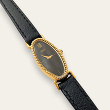 Load image into Gallery viewer, Vintage 1980s Ladies' Gold-Plated Seiko Quartz Watch - Oval Dial
