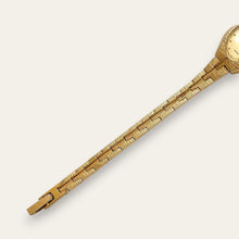 Load image into Gallery viewer, Vintage Ladies Sekonda Gold-Tone Quartz Watch - Heart Shaped Dial
