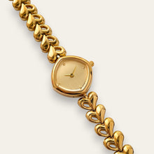 Load image into Gallery viewer, Gold Tone Heart Link Bracelet Quartz Watch Retro Style
