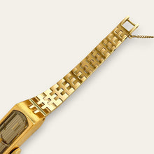 Load image into Gallery viewer, Vintage 1979 Gold-Plated Ladies' Seiko Mechanical Watch with Faceted Glass
