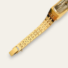 Load image into Gallery viewer, Vintage 1979 Gold-Plated Ladies' Seiko Mechanical Watch with Faceted Glass
