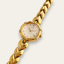 Load image into Gallery viewer, Very Rare 90s Gold-Plated Seiko Tisse Jewellery Quartz Watch
