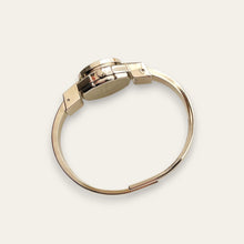 Load image into Gallery viewer, Vintage Silver-Tone André Mouche Peek-a-Boo Quartz Watch - Pink Floral Design
