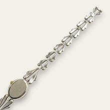 Load image into Gallery viewer, Vintage Seiko Two-Tone Bracelet Watch | 1980s Dress Watch, Quartz
