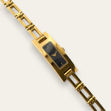 Load image into Gallery viewer, Vintage Ladies' 00s Gucci 3900L Quartz Watch - Black Dial - Boxed
