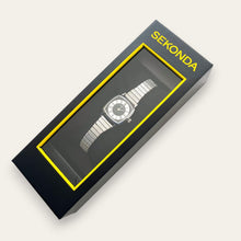 Load image into Gallery viewer, Sekonda Ladies Cushion Case Silver &amp; Black Dial 70s Vintage-Style Quartz Watch
