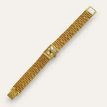 Load image into Gallery viewer, Vintage Sekonda Ladies Watch — 1970s Gold-Plated USSR Mechanical Bracelet Watch
