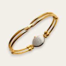 Load image into Gallery viewer, Vintage Pulsar by Seiko Ladies Bangle Quartz Watch | Gold-Tone Oval Dial
