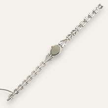 Load image into Gallery viewer, Vintage Seiko Two-Tone Bracelet Watch | 1980s Dress Watch, Quartz
