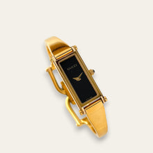 Load image into Gallery viewer, Vintage Gucci 1500L Bangle Watch - Black Dial, Quartz
