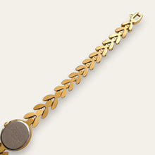 Load image into Gallery viewer, Rare Vintage Seiko Ruby Jewellery Watch | Gold Laurel Bracelet, Quartz
