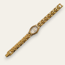 Load image into Gallery viewer, Vintage Ladies' Gold-Plated Seiko Quartz Watch - Oval Dial
