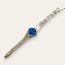Load image into Gallery viewer, 1976 Vintage Seiko Ladies Mechanical Watch - Metallic Blue Dial
