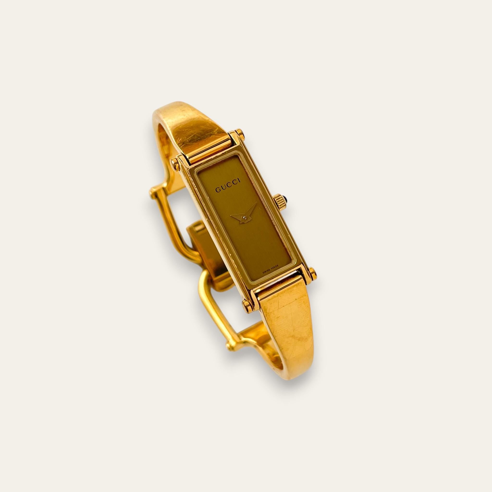 マイラさん専用 GUCCI 1500 Rectangle Bangle Wat Gucci 1500L Limited Edition Vintage Bangle Ladies Watch with White