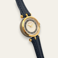 Load image into Gallery viewer, Vintage Gucci Stack Watch | Roman Numeral Dial Gold Black Enamel 2000L
