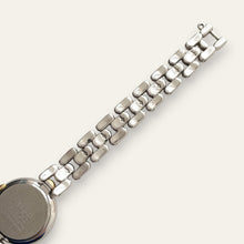 Load image into Gallery viewer, Seiko Tissé Two-Tone Ladies' Watch - Vintage 1990s Silver &amp; Gold Bracelet, Quartz
