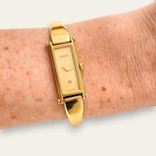 Load image into Gallery viewer, Vintage Gucci 1500 Bangle Watch - Gold Dial, Quartz
