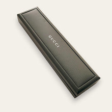 Load image into Gallery viewer, Vintage Gucci 2600L Sherry Line Ladies Watch — 1998, Full Set, Quartz
