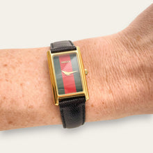 Load image into Gallery viewer, Vintage Gucci 2600L Sherry Line Ladies Watch — 1998, Full Set, Quartz
