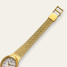 Load image into Gallery viewer, Vintage Ladies' Gold-Plated Seiko Quartz Watch - Oval Dial
