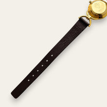 Load image into Gallery viewer, 1990s Vintage Gucci 6000.2.L Quartz Watch - Mother of Pearl Dial
