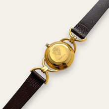 Load image into Gallery viewer, 1990s Vintage Gucci 6000.2.L Quartz Watch - Mother of Pearl Dial
