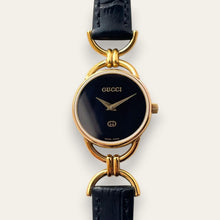 Load image into Gallery viewer, 1990s Vintage Gucci 6000L Quartz Watch - Black Dial
