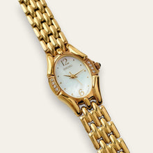 Load image into Gallery viewer, Vintage Seiko Ladies' Gold-Plated Quartz Watch, Mother of Pearl Dial
