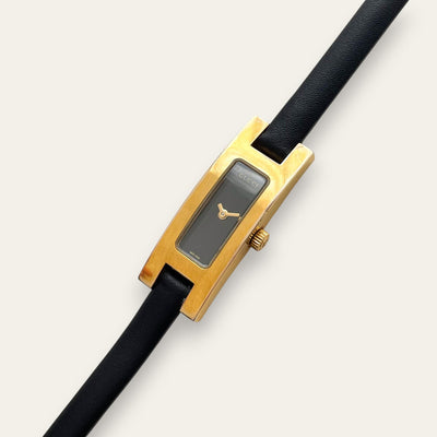 Vintage 2002 Gucci 3900L Quartz Watch, Black Dial, Gold-Tone Case