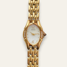 Load image into Gallery viewer, Vintage Seiko Ladies' Gold-Plated Quartz Watch, Mother of Pearl Dial
