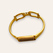 Load image into Gallery viewer, Vintage Gucci 1500L Bangle Watch - Gold Dial, Quartz
