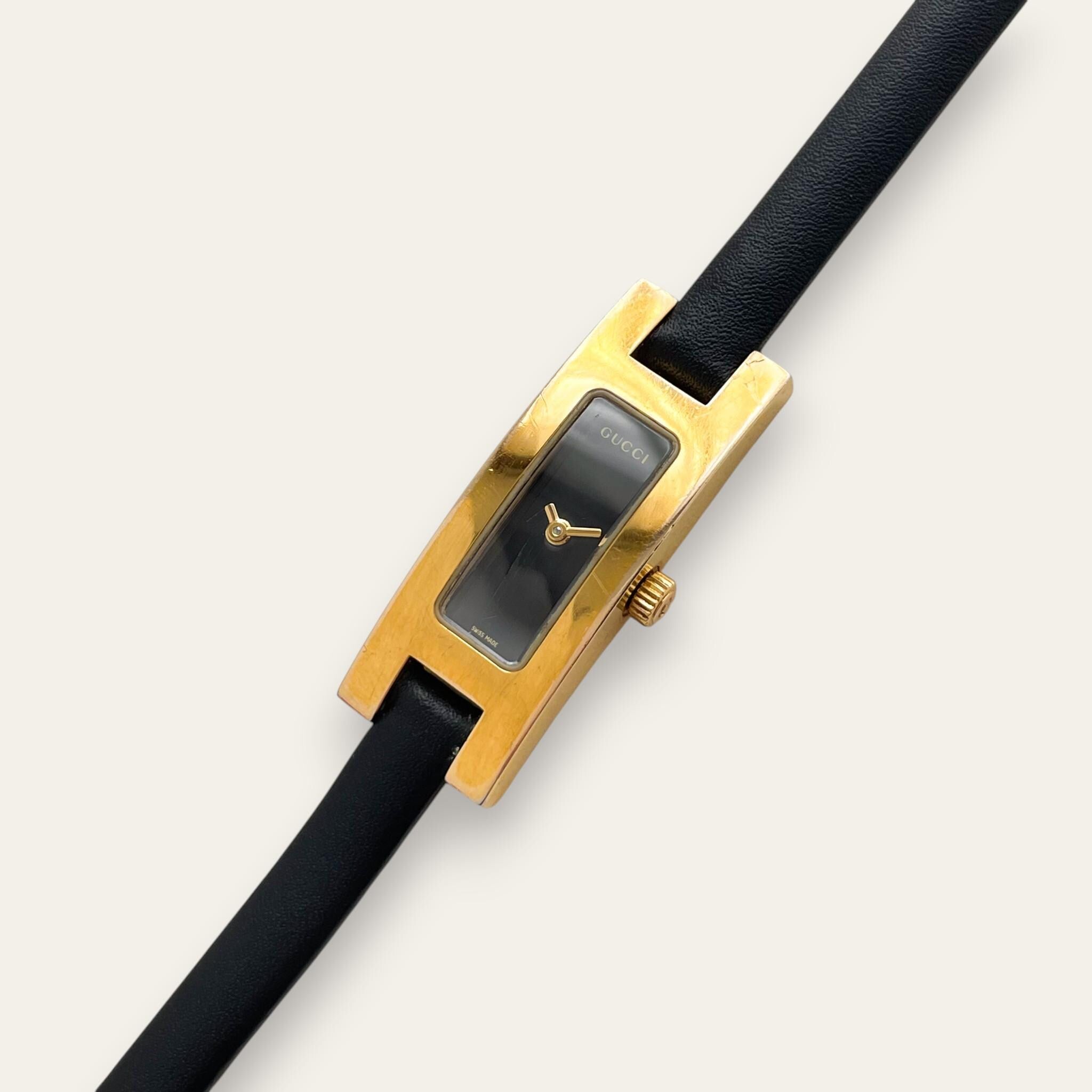 Vintage 2002 Gucci 3900L Quartz Watch, Black Dial, Gold-Tone Case