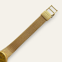 Load image into Gallery viewer, Vintage Seiko Quartz Gold-Plated Mesh Bracelet Dress Watch 2C20-0150
