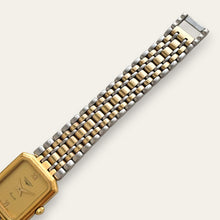 Load image into Gallery viewer, Vintage Longines Quartz Watch, Two-Tone, Champagne Dial, Ref. 6640
