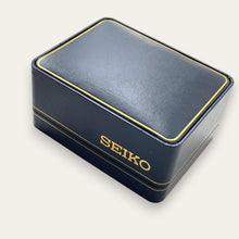 Load image into Gallery viewer, Vintage Seiko Two Tone Bracelet Watch Navy Blue Dial 1990s Quartz
