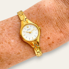 Load image into Gallery viewer, Vintage Seiko Gold-Plated Women's Quartz Bracelet Watch 1N01-OACO
