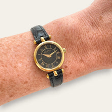 Load image into Gallery viewer, Vintage Gucci Stack Gold-Plated Women's Quartz Watch Black Dial
